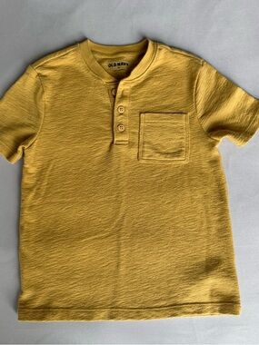 Old Navy Yellow Short-Sleeve Henley Pocket Tee
